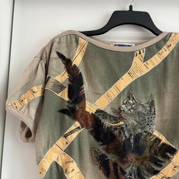 Vintage Maria Kim Women’s Cat Printed Sweater Top Sz L Artsy Tan Quirky - Picture 10 of 13